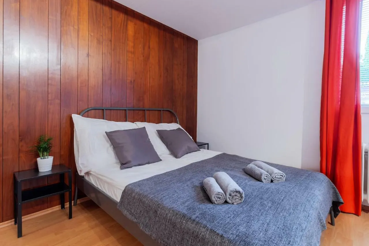 Spacious Apartment. 10 Min To The City Center Viena Apartamento
